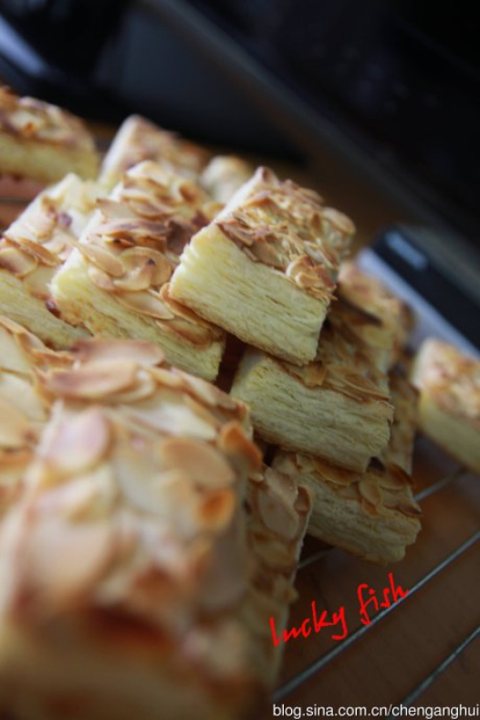 千层杏仁酥条的做法