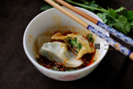 韭菜馅大饺子的做法