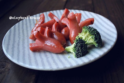 红色香肠(章鱼小香肠)的做法