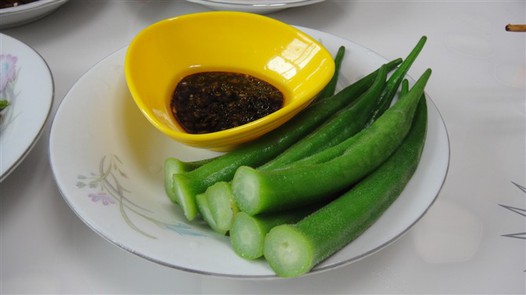 沾汁秋葵的做法