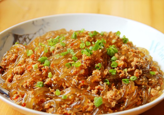 蚂蚁上树(又叫烂肉粉条)的做法
