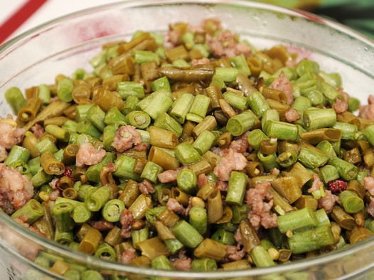 烂肉豇豆的做法