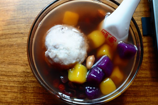 红豆芋圆汤的做法