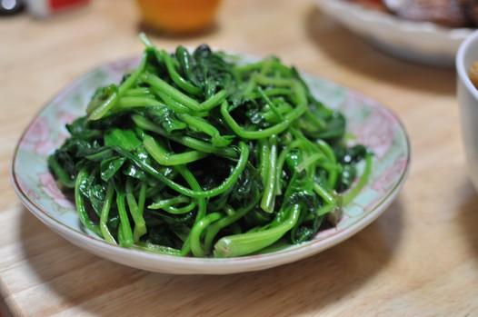 清炒菠菜的做法