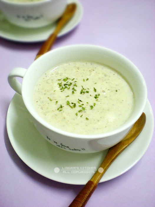 奶油蘑菇浓汤的做法