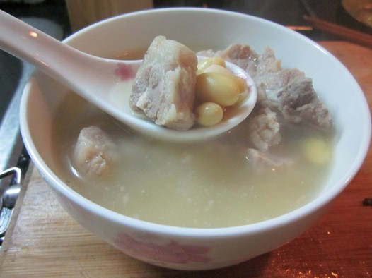 黄豆小排汤的做法