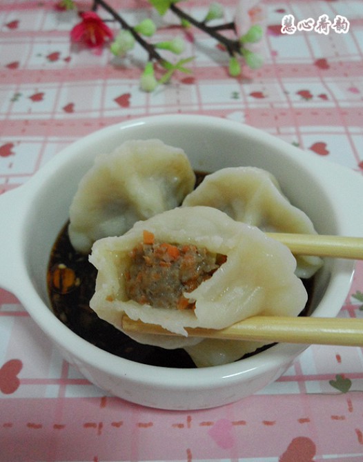 羊肉胡萝卜饺子的做法