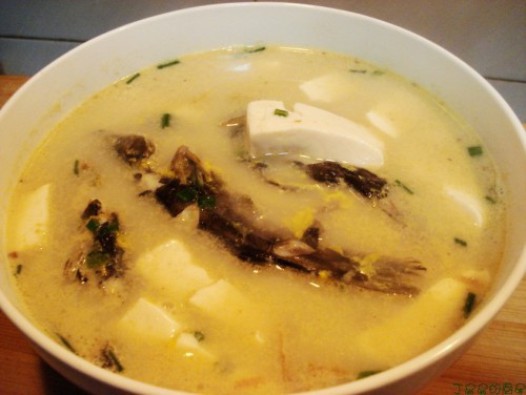 黄骨鱼豆腐汤的做法