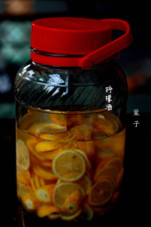 柠檬酒的做法