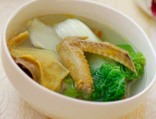 乳鸽青菜汤的做法
