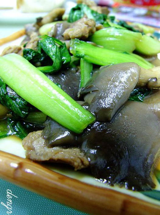 油菜蘑菇的做法