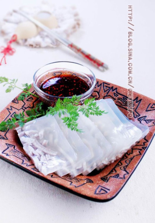 水晶肉皮冻的做法