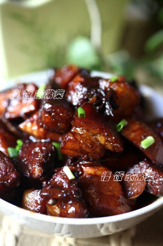 冬笋红烧肉的做法
