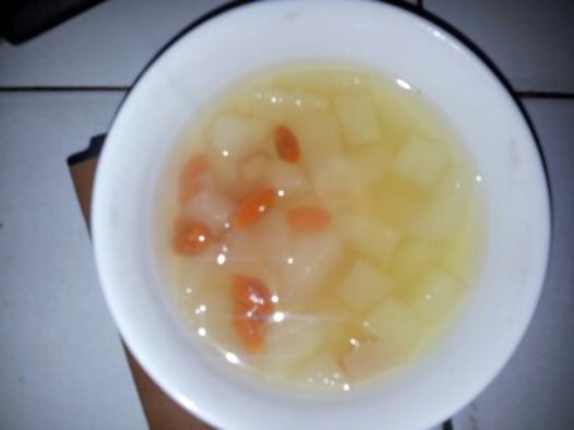 冰糖炖梨的做法