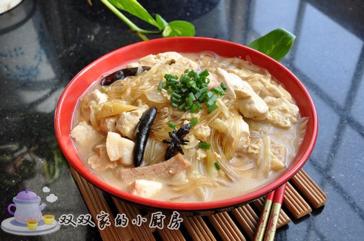 白菜猪肉炖粉条的做法
