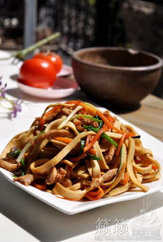 千张小炒肉的做法