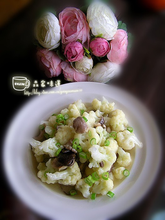 蘑菇烩菜花的做法