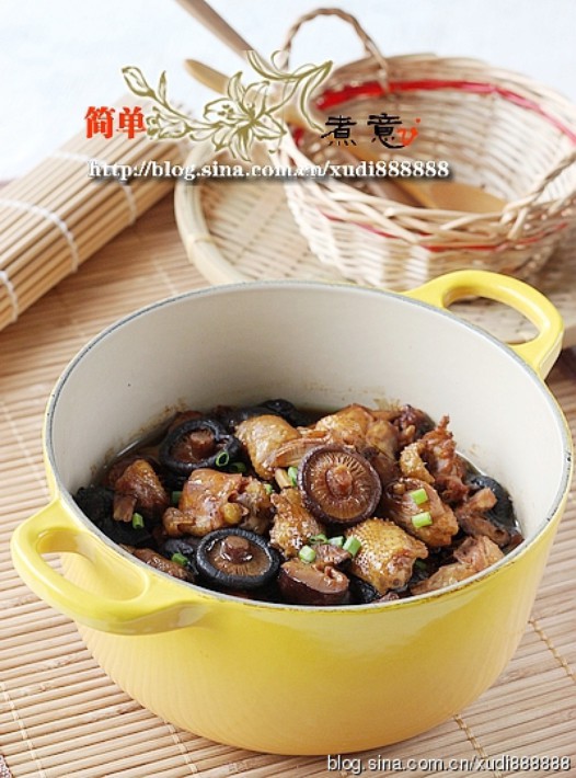 香菇炖鸡的做法