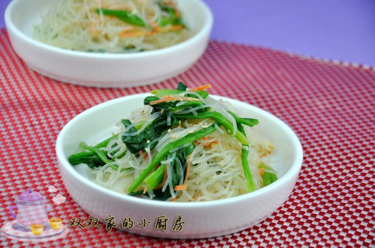 凉拌菠菜粉丝的做法