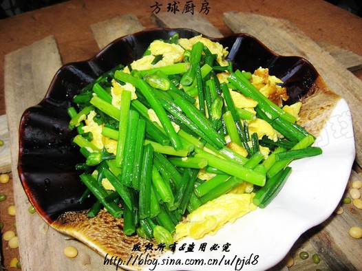 韭苔炒鸡蛋的做法