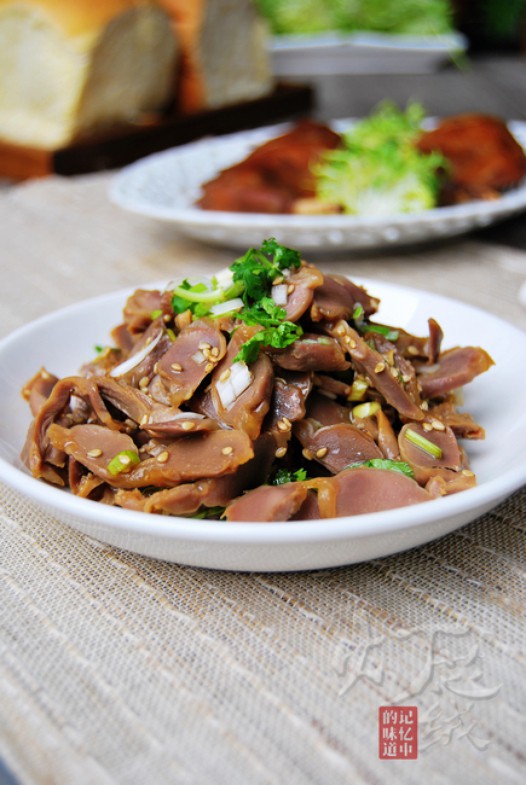 麻油香拌鸡胗的做法
