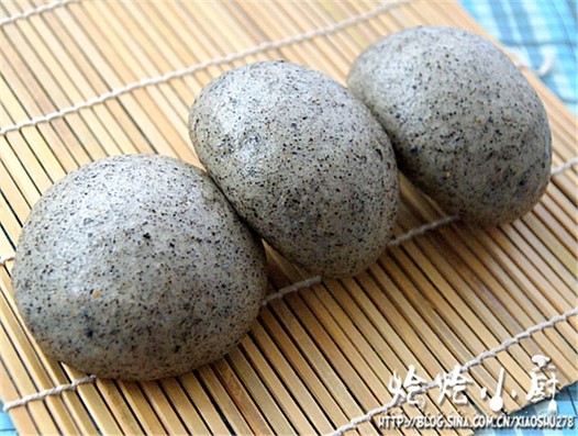 黑芝麻馒头的做法