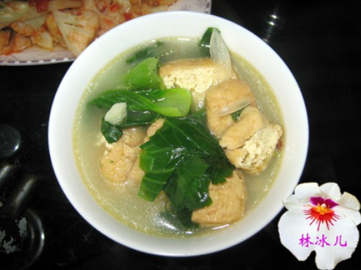 油豆腐青菜汤的做法
