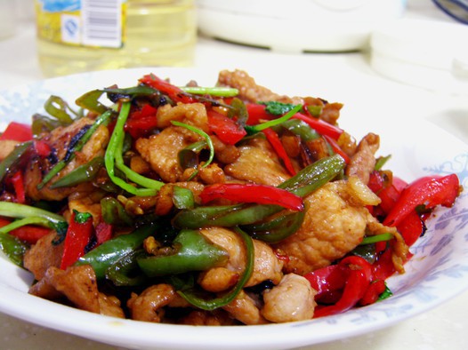 辣椒炒肉的做法