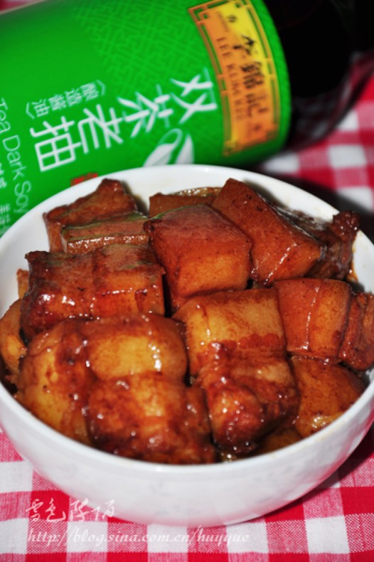 土豆烧五花肉的做法