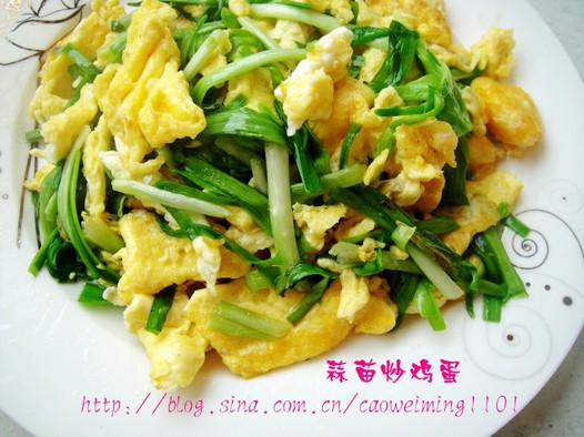蒜苗炒鸡蛋的做法