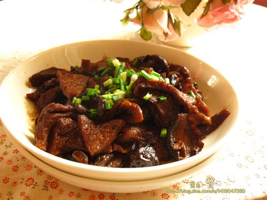 香菇烧冻豆腐的做法