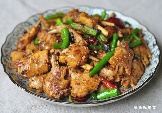 回锅香辣鸡翅的做法