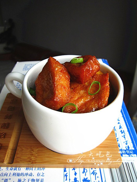 叉烧豆腐泡的做法