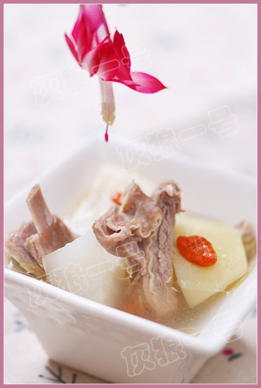萝卜炖羊排的做法