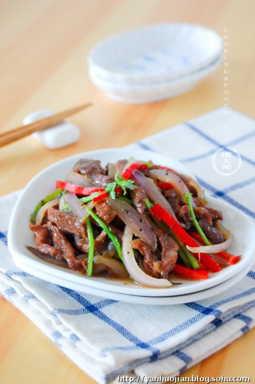 黑椒洋葱牛肉丝的做法
