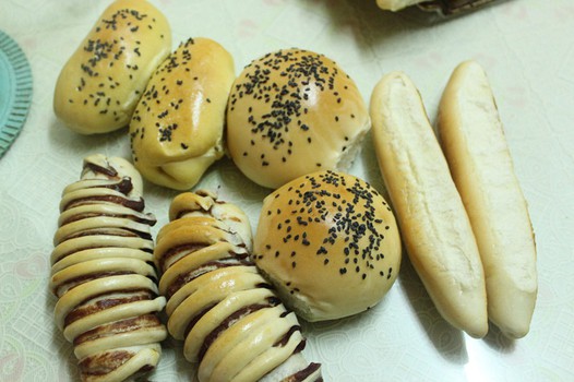 花式面包的做法大全_花式面包的家常做法- 心食神