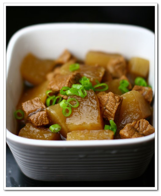 萝卜炖牛肉的做法