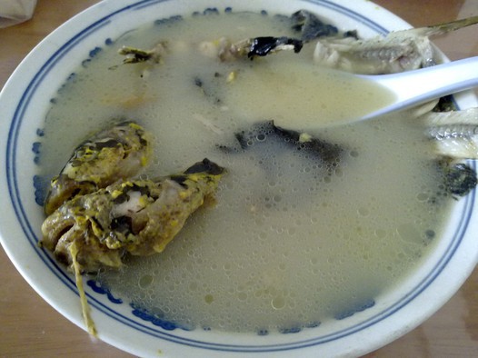 昂丝鱼汤的做法