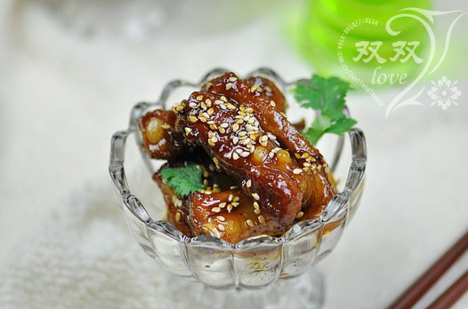 青苹果排骨的做法