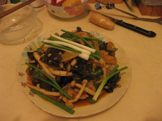 海鲜菇小炒肉的做法