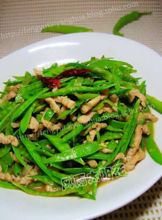 甜豆炒肉丝的做法