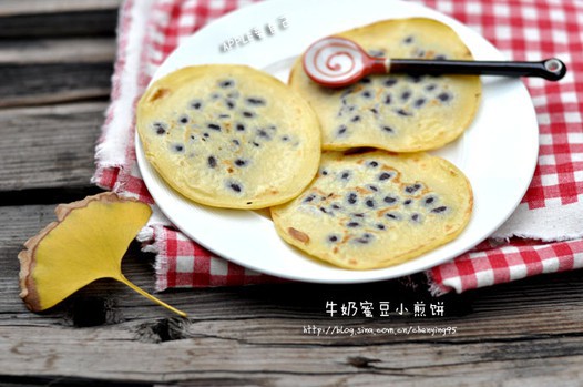 牛奶蜜豆小煎饼的做法