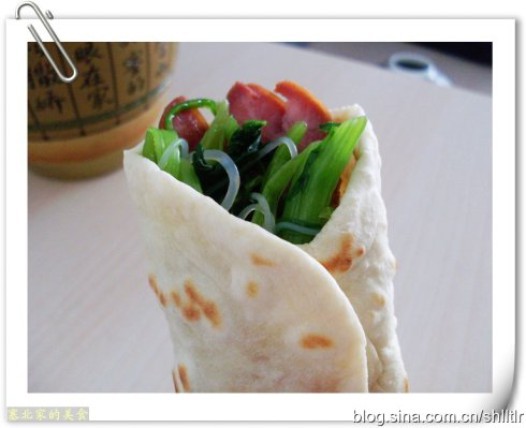 熏肉卷饼的做法