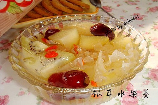 银耳水果羹的做法