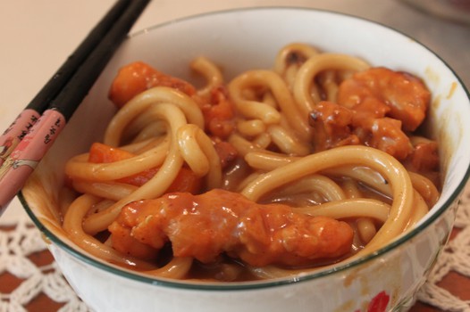 咖喱鸡肉乌冬面的做法