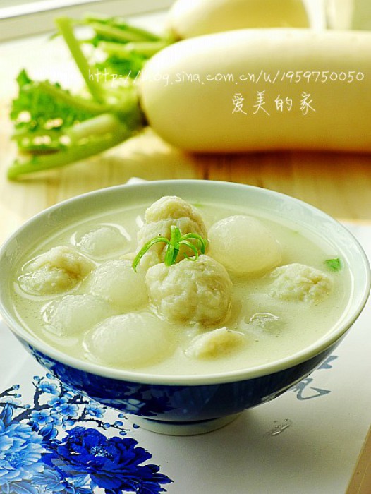 萝卜鱼丸汤的做法