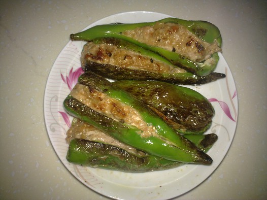 煎釀虎皮尖椒的做法