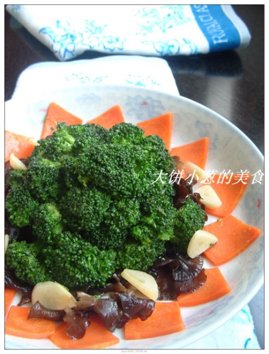 清炒西兰花的做法