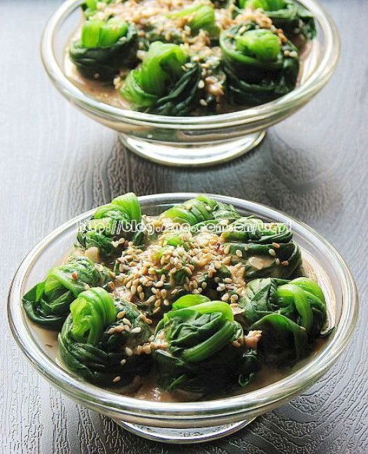 麻酱拌菠菜的做法