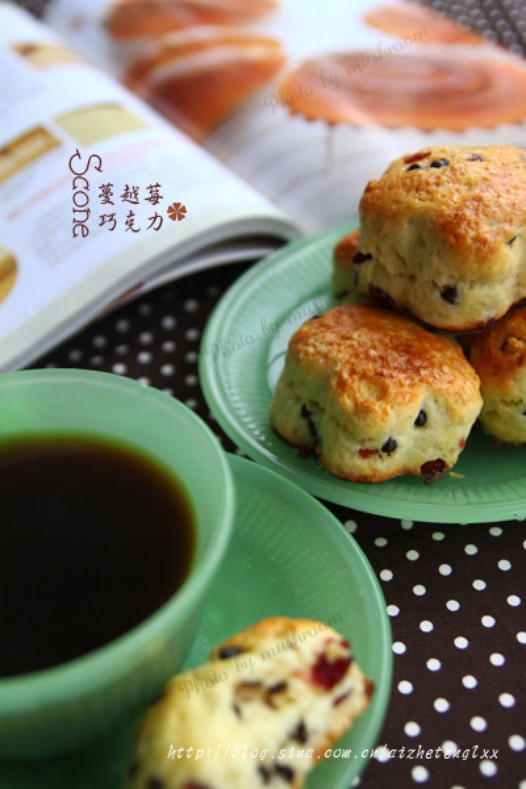 蔓越莓巧克力豆司康的做法